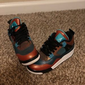 Jordan 4